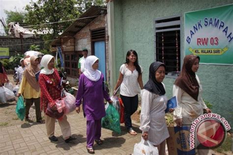 Transaksi Bank Sampah Malang Mencapai 1 Ton Per Hari Antara News