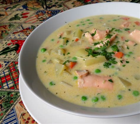 Deliciously Creamy Fresh Salmon Chowder The English Kitchen