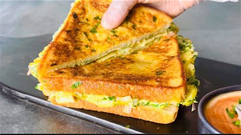 Omg This Is So Delicious Spicy Cheesy Bread Omelette Sandwich Recipe