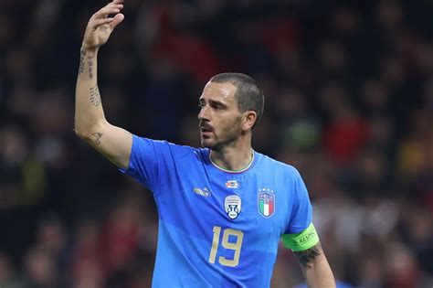 Leonardo Bonucci Dalla Juve Alla Serie B Ecco Chi Pensa Al Clamoroso Colpo