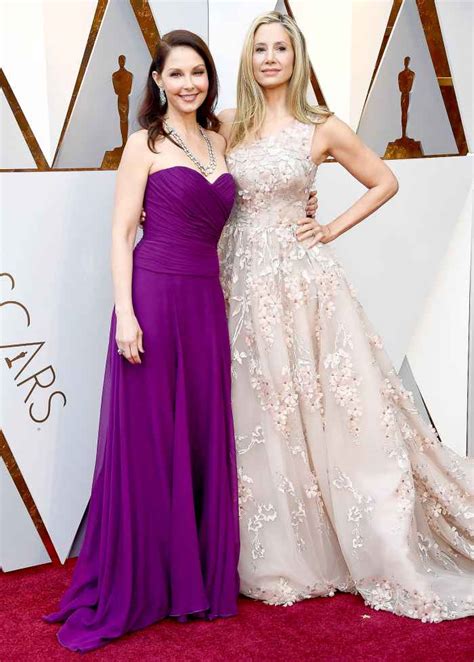 Ashley Judd Mira Sorvino Attend 2018 Oscars Together Us Weekly