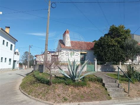 Casa ou moradia à venda na rua Beatriz Soares Mendes s n São Miguel do