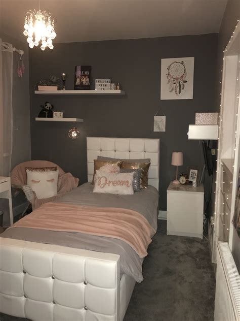 Pink White Grey Rose Gold Themed Bedroom Eth Room Ideas In 2019 Room