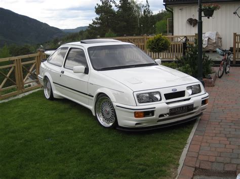 Ford Sierra Rs500 Cosworth White Immaculate Low Front Garden Revival