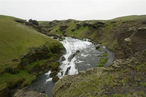 Guide To The Amazing Sk Gafoss Waterfall Hike A Couple Days Travel