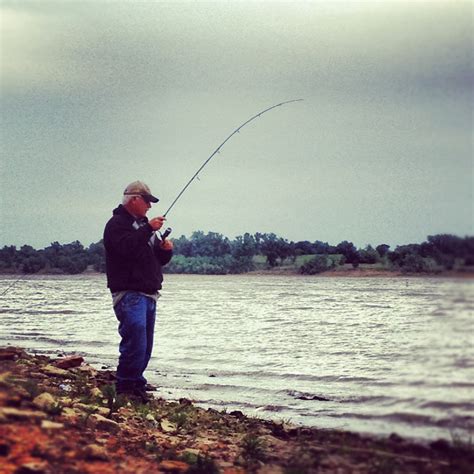 How Do You Fly Fishing For Crappie Trickyfish