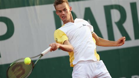 Roland Garros Luca Van Assche le sauveur français venu de Belgique