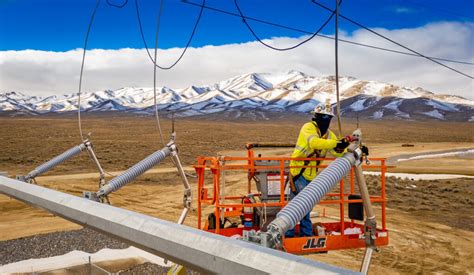 Local Members Build Nations Largest Dc Coupled Combined Solar And