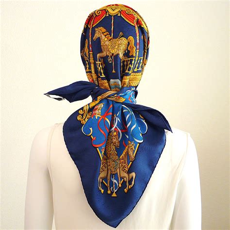 Luna Park HERMES Paris Scarf Tutorial – The World of Hermes© Scarves