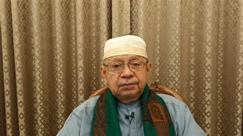 KH Zakky Mubarak Jelaskan Tujuan Hidup Manusia Yang Sesungguhnya