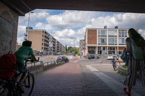 Donkere Wolken Boven Arnhemse Wijk Schaapsdrift Drijven Weg Gemeente