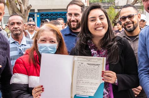 Prefeitura De Ferraz Entrega T Tulos De Moradia No Recanto Dos