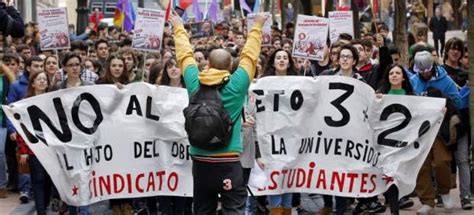 Docentes Y Universitarios Convocan Huelga Para El 24 De Marzo Por Los Grados De 3 Años