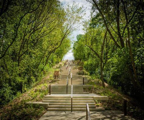 To Najlepsza Przestrze Publiczna Europy Park Z Warszawy Wyr Niony