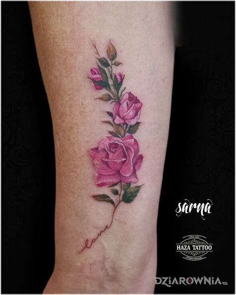 Tatuaż róże kolorowy tatuaż Autor Studio Haza Tattoo dziarownia pl