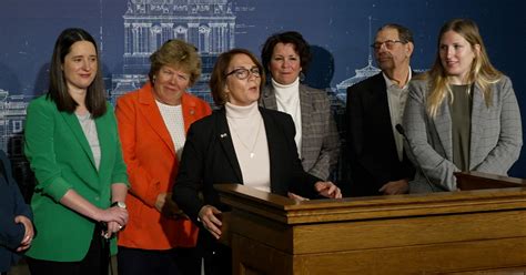 Democrats take control of the Minnesota Legislature