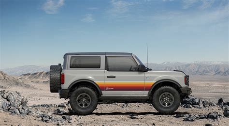 Renders Retro Striping On Cactus Gray Door Bronco G Ford