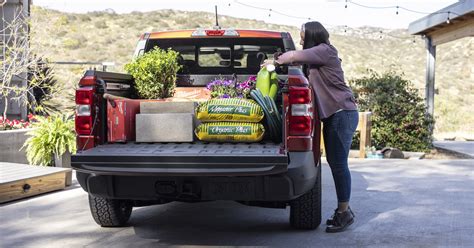 Who Makes The Smallest Truck Bed Compare The Honda Ridgeline Ford