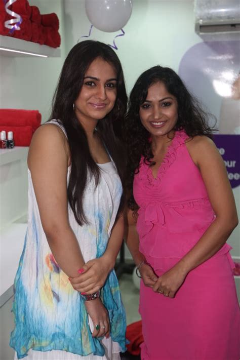 Aksha And Madhavi Latha Launch Naturals Family Salon stills Gallery ~ Cinema Gallery