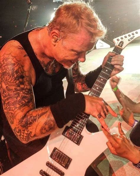 Pin Di Red North Su 0 Music James Hetfield Metallica Instagram