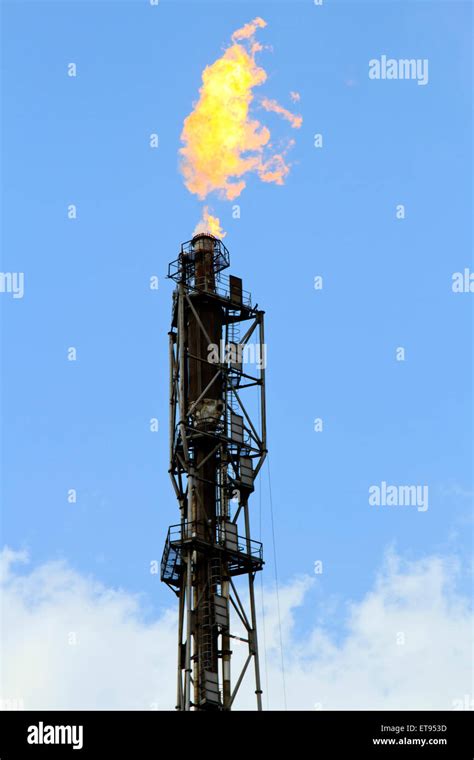 Oil Refinery Flame Hi Res Stock Photography And Images Alamy