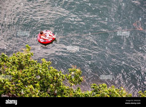 Boating On Nerang River Surfers Paradise Stock Photo Alamy