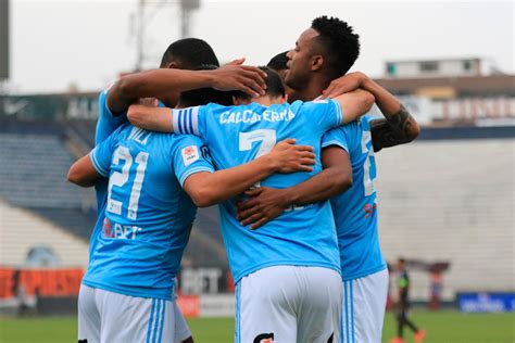 Liga 1 Sporting Cristal Venció Por 2 1 A Sport Huancayo Y Pelea Por El Título Noticias