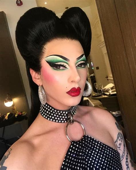 Violet Chachki On Instagram Violet Chachki Vintage Makeup Looks Violet