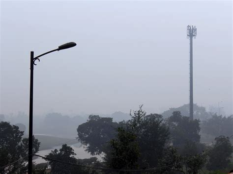 Delhi Covered With Fog - Dynamite News