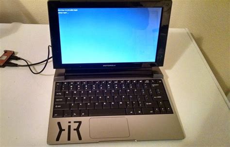 Raspberry Pi Zero Laptop Created Using Motorola Lapdock Geeky Gadgets