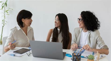 El Mercado Laboral Para La Mujer En La Actualidad Technocio