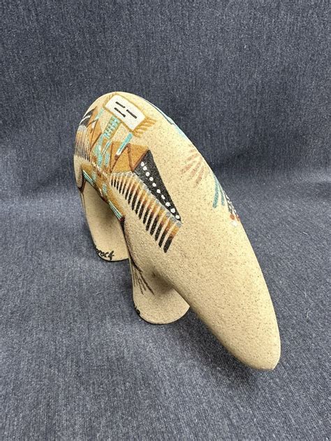 Jr Whiterock Navajo Sand Art Bear Pottery Beautiful Piece Signed