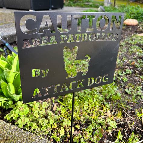 Warning Dog Yard Sign, Dog Security Yard Art, Metal Dog Yard Art ...