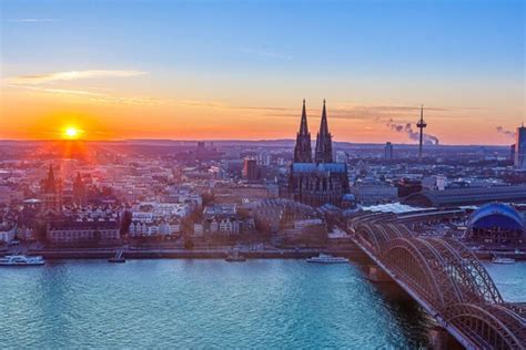 Cologne Custom Private Walking Tour With A Local Guide