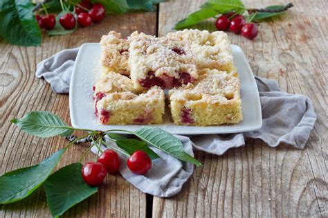 Saftiger Kirschkuchen Mit Streusel Rezept Sweets Lifestyle