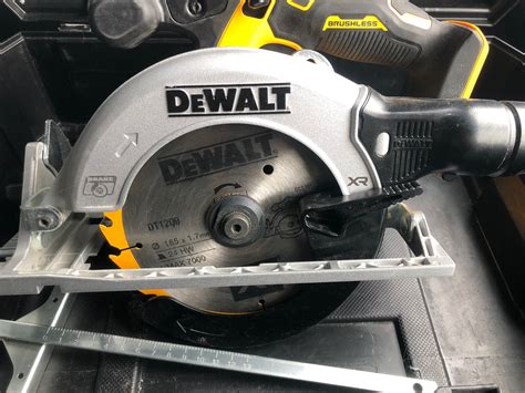 Dewalt 18v Brushless Circular Saw DCS565 2023 Model Body Only EBay