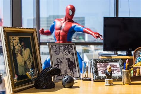 A Tour Of The Late Stan Lees Office Showcased The Marvel Legends Most