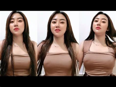 LIVE GADIS TIKTOK Cantik Gemoy Gemes Gemesin Beautiful