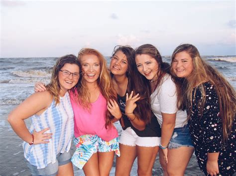 Beach Picture Ideas Best Friends Summer Cute Friends Fashion Beach