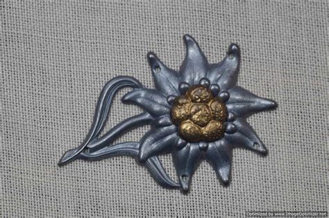 Smgp Edelweiss Cap Badge Sold War Relics Buyers And Sellers Of