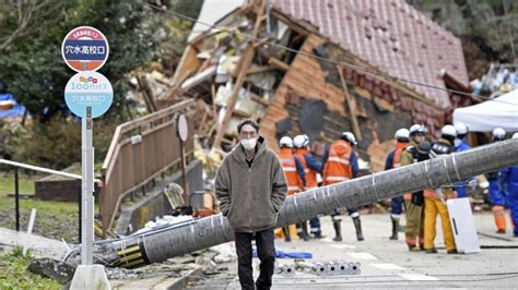 Ras Online Japan Earthquakes Death Toll Reaches 100