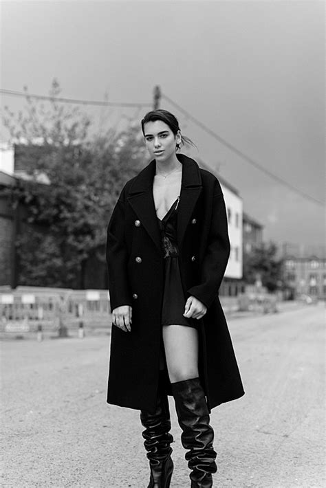 Glamour Dua Lipa Kintzing