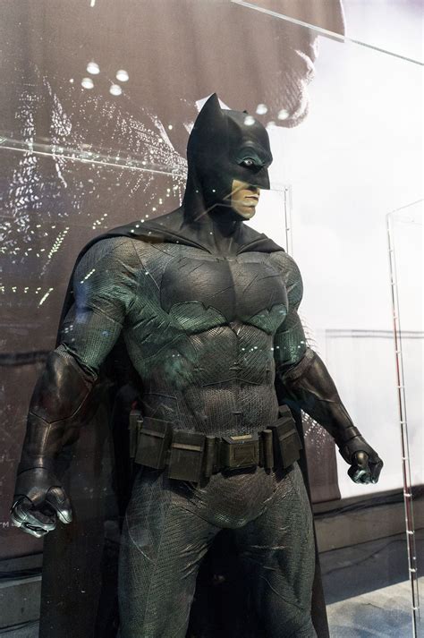 Get up close and personal with Batman v Superman costumes at NYCC | Polygon