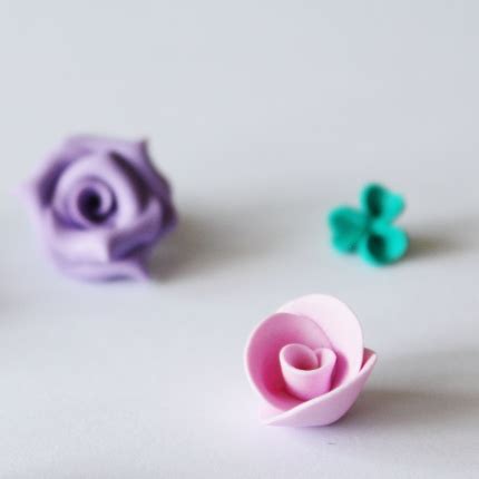 Easy Polymer Clay Flower I. | FREE Tutorial - My Vian