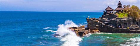 Tanah Lot Temple - A Balinese sea temple