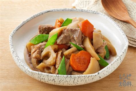 B Recipe れんこんと鶏肉の炒り煮のレシピ・作り方｜鶏もも肉やれんこんを使った料理｜味の素パークの【レシピ大百科】