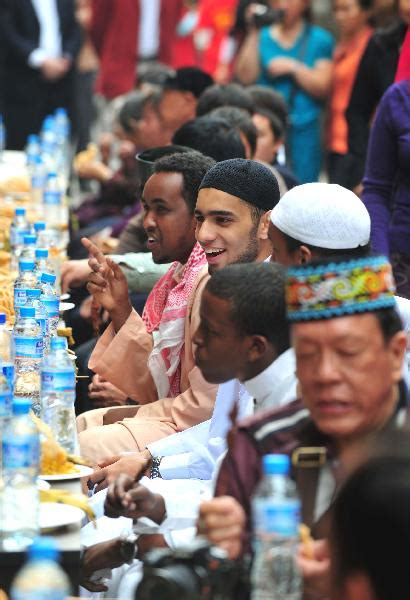 Chinese Muslims Celebrate Corban Festival Cn