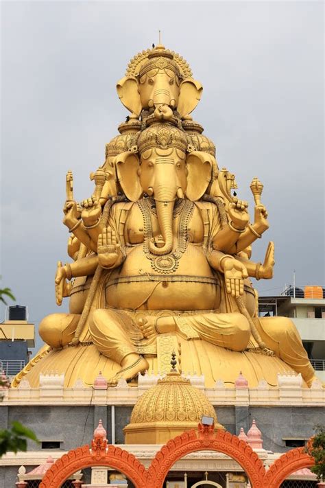 Dios Hind Ganesh En El Templo Panchamukhi Ganesha Cerca De Bangalore