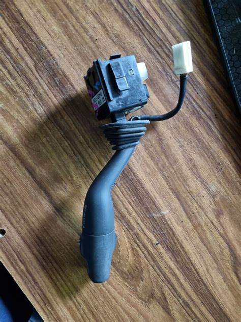 Holden Commodore VY VZ Indicator Cruise Control Switch EBay