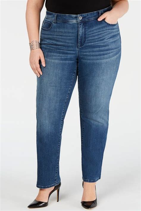 16 Best Plus-Size Jeans in Every Style 2020